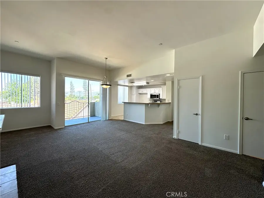 7551 Jordan #405, Canoga Park, CA 91303 - #3