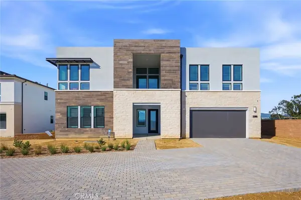 22801 Seaqua Circle, Chatsworth, CA 91311