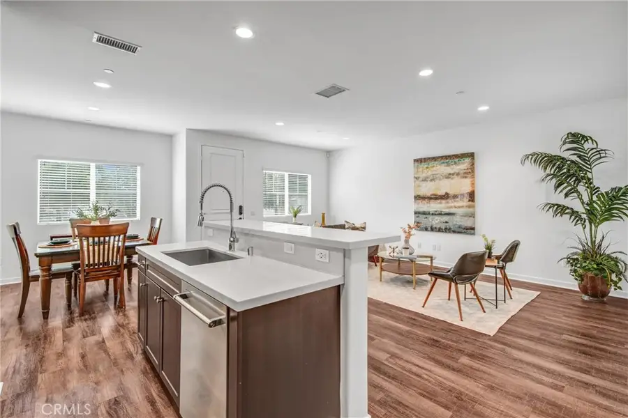 15164 W Rachel Lane, San Fernando, CA 91345 - #3