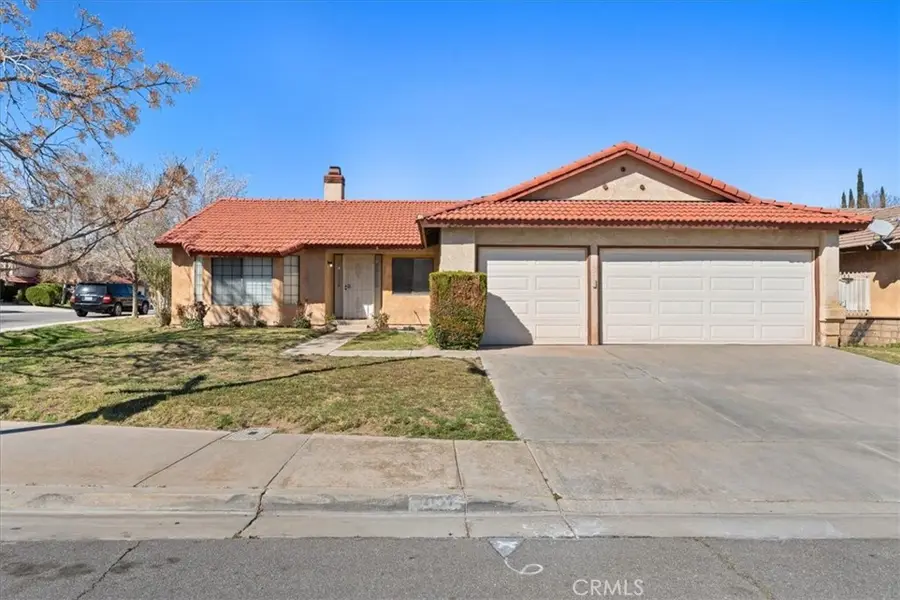 2037 W Avenue P8, Palmdale, CA 93551 - #2