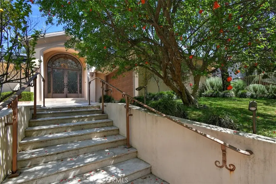 16641 Adlon, Encino, CA 91436 - #2