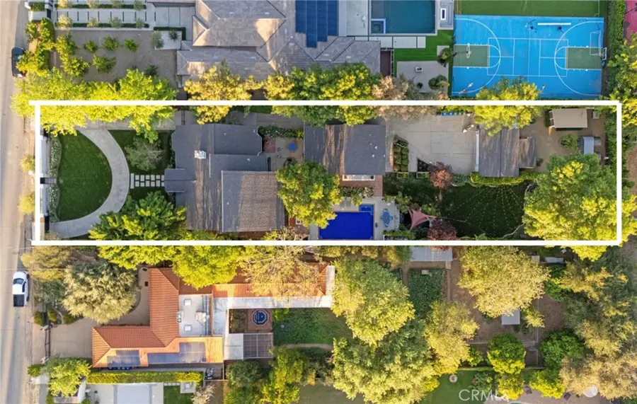 23134 Collins Street, Woodland Hills, CA 91367 - #3