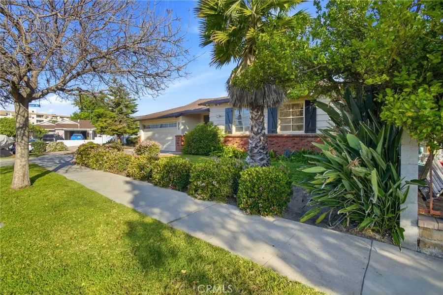 13421 Barbara Ann St, North Hollywood, CA 91605 - #3