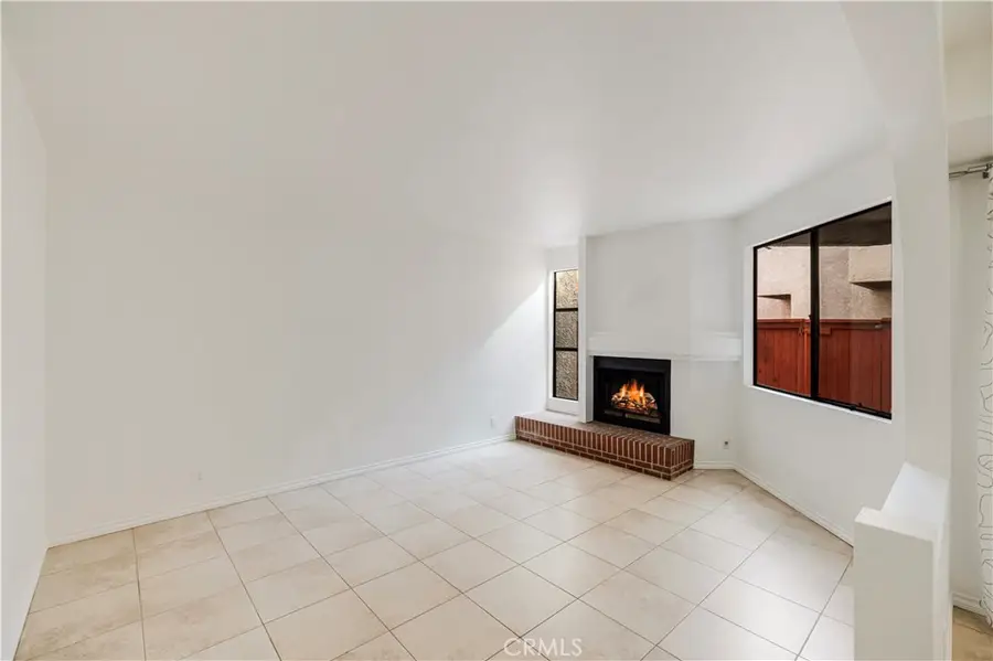 7211 Cozycroft #19, Winnetka, CA 91306 - #3