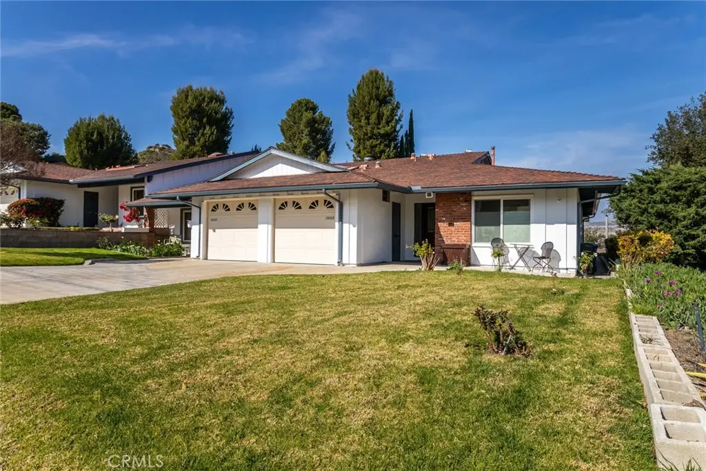 19335 Oak Crossing Road, Newhall, CA 91321 - #1