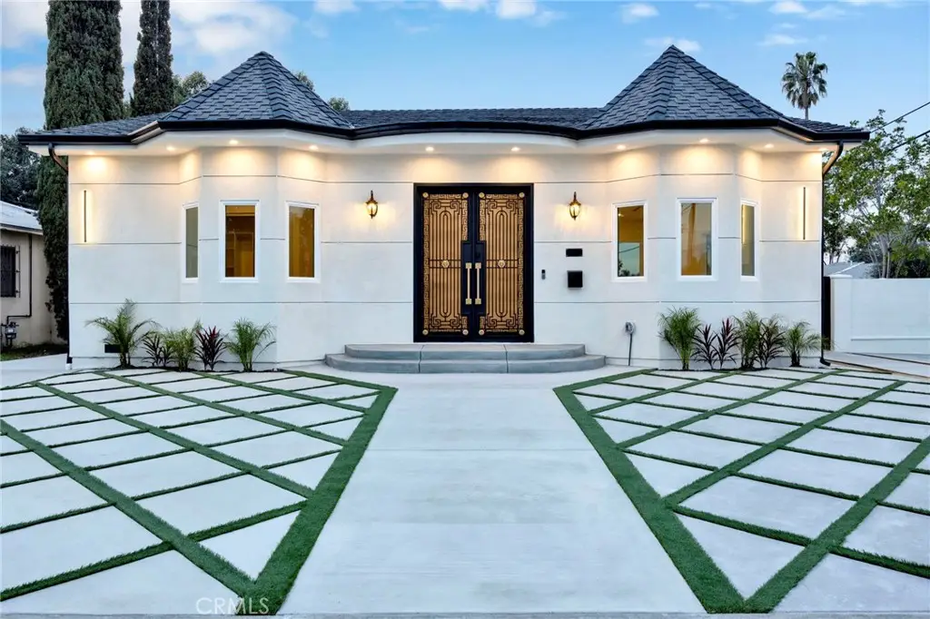 8149 Saint Clair Avenue, North Hollywood, CA 91605 - #1