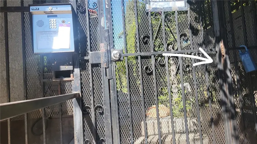 13203 Vanowen Street #8, North Hollywood, CA 91605 - #2