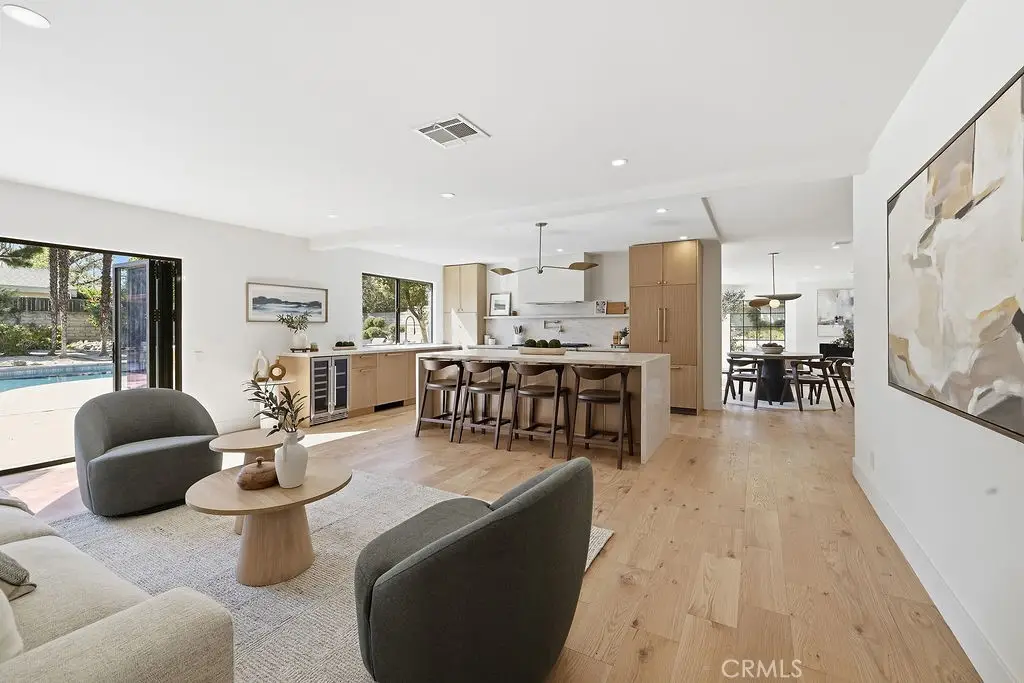 10345 Oso Avenue, Chatsworth, CA 91311 - #1