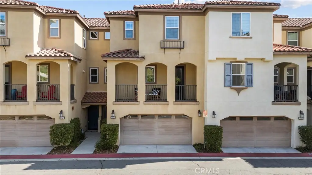 22157 Barrington, Saugus, CA 91350 - #1