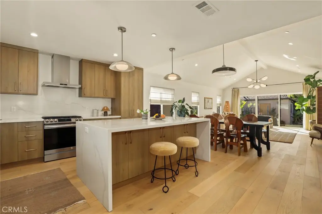 3715 Hillcrest Drive, Los Angeles, CA 90016 - #1