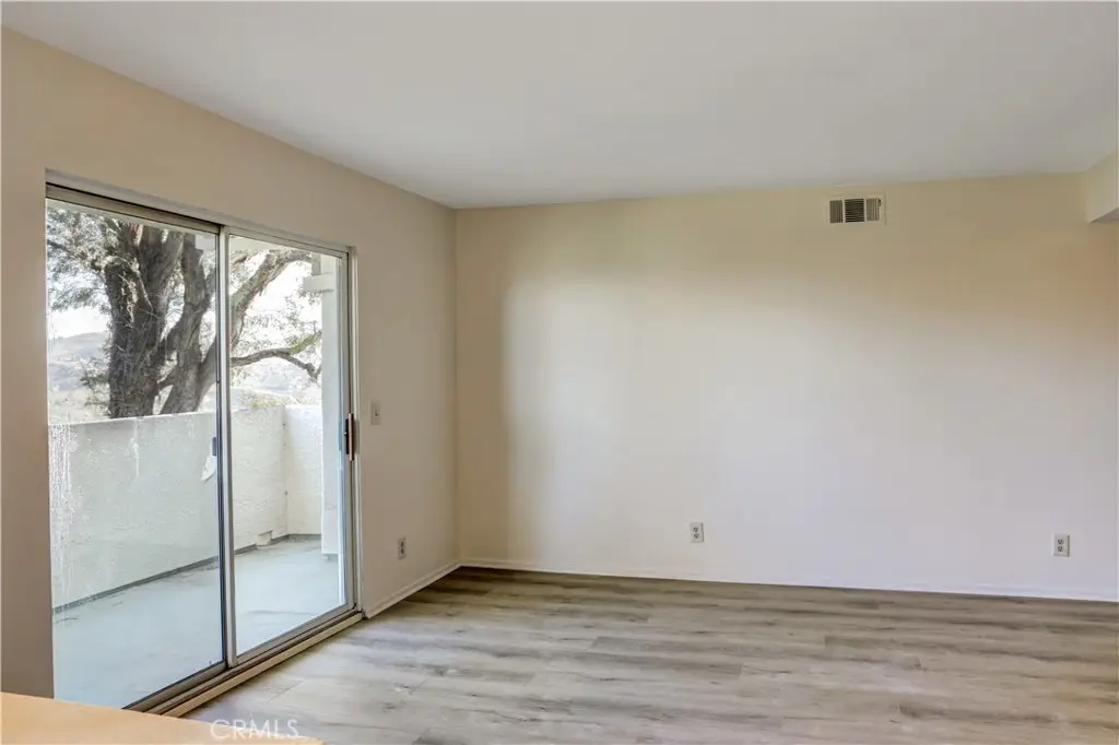 21309 Eucalyptus #203, Newhall, CA 91321 - #1