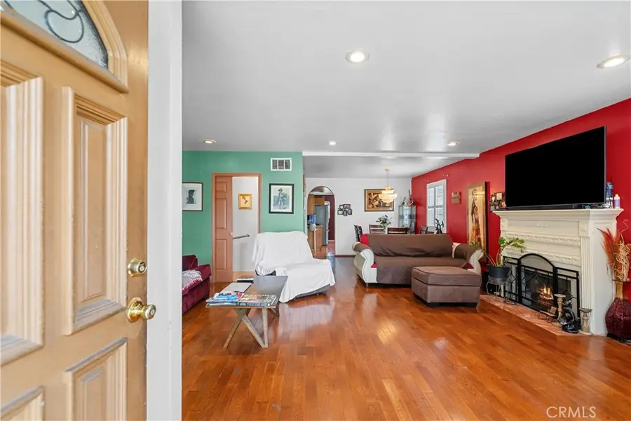 5941 4th, Los Angeles, CA 90043 - #2