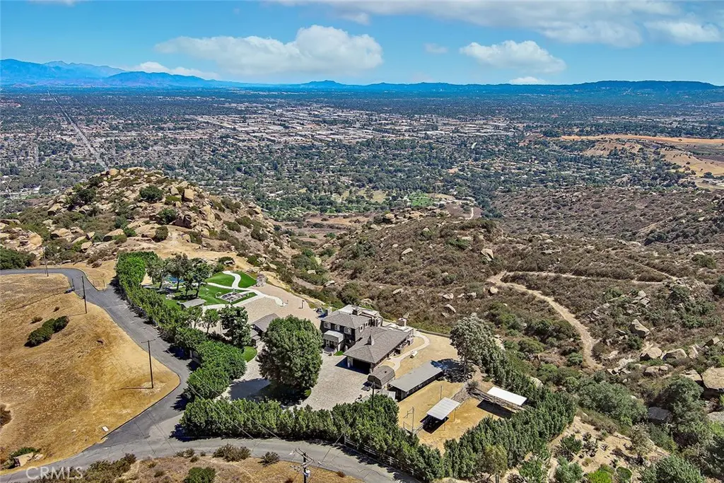 10200 Lilac, Chatsworth, CA 93063 - #1