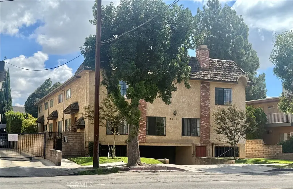 5916 Whitsett Ave #2, Valley Village, CA 91607 - #1