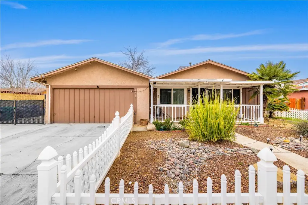 44213 Fenhold, Lancaster, CA 93535 - #1