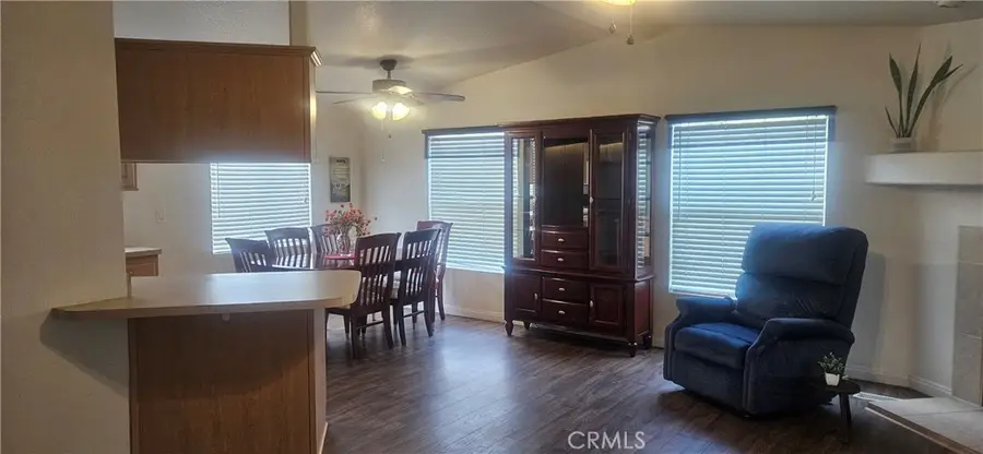 4 Oxford Way, Northridge, CA 91324 - #2