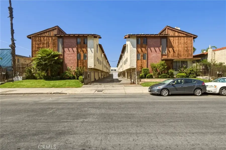 8933 Willis #15, Panorama City, CA 91402 - #3