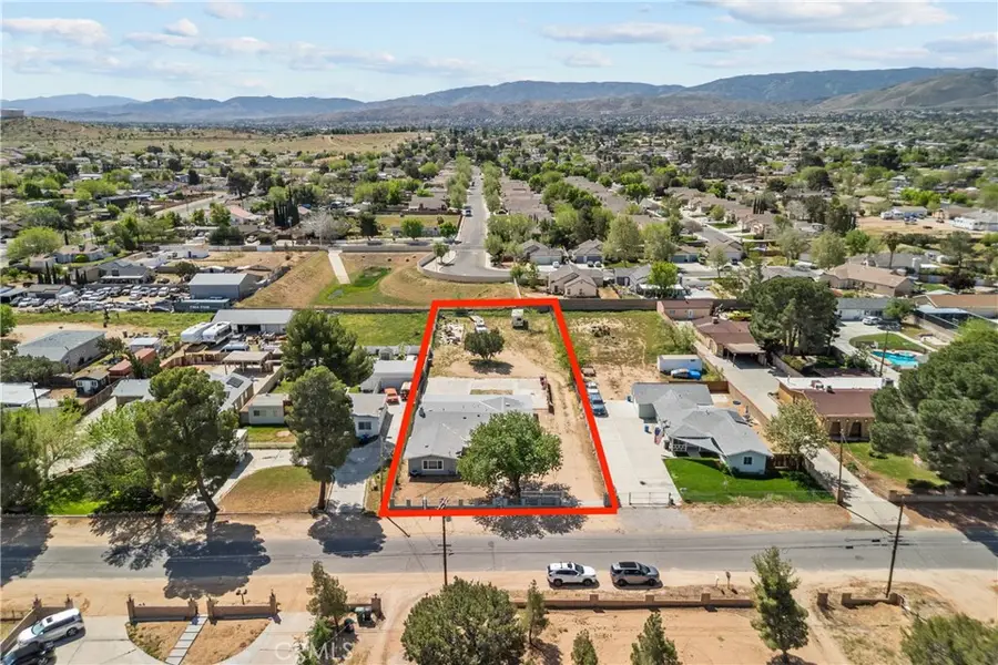 4550 W Avenue L2, Quartz Hill, CA 93536 - #3