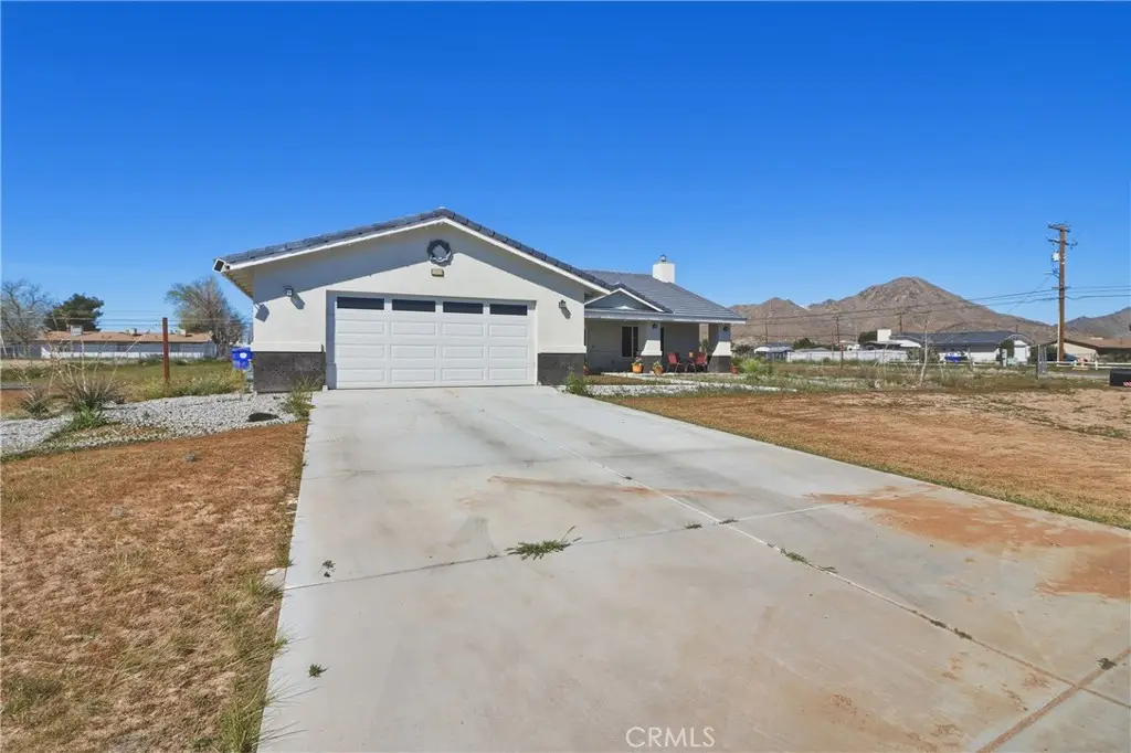 15688 Winnebago, Apple Valley, CA 92307 - #1