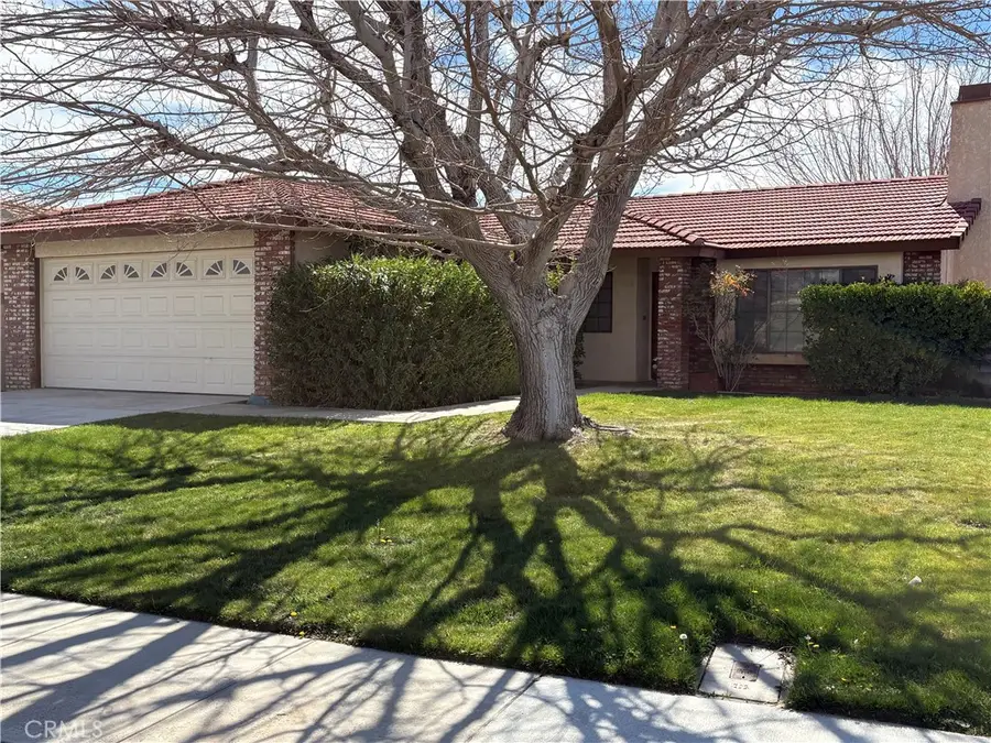 1828 Louise Avenue, Lancaster, CA 93534 - #2