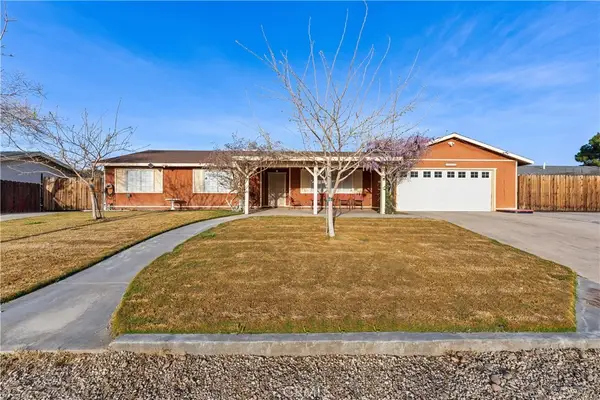 39443 162nd, Lake Los Angeles, CA 93591