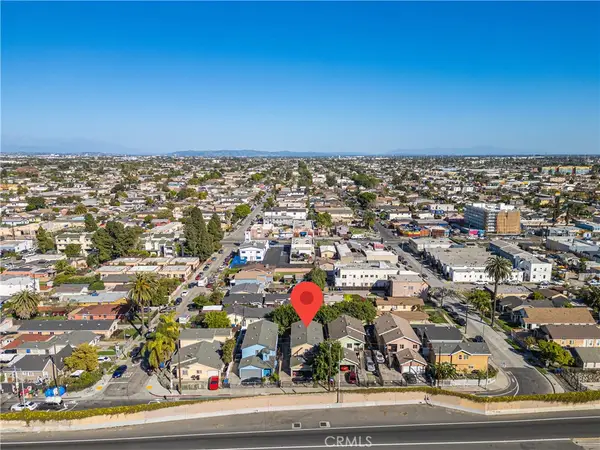 8410 S Grand, Los Angeles, CA 90003