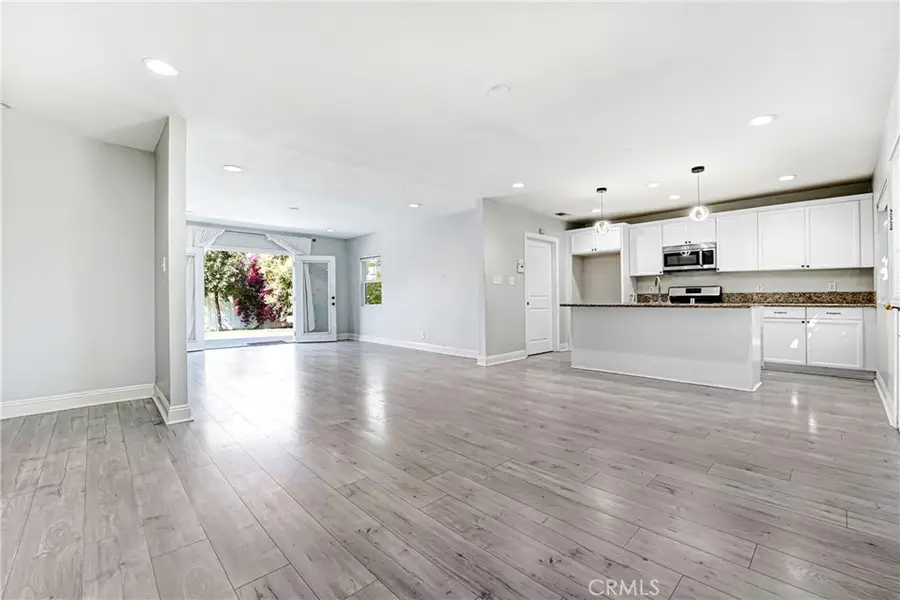 6659 Zelzah Ave, Reseda, CA 91335 - #3