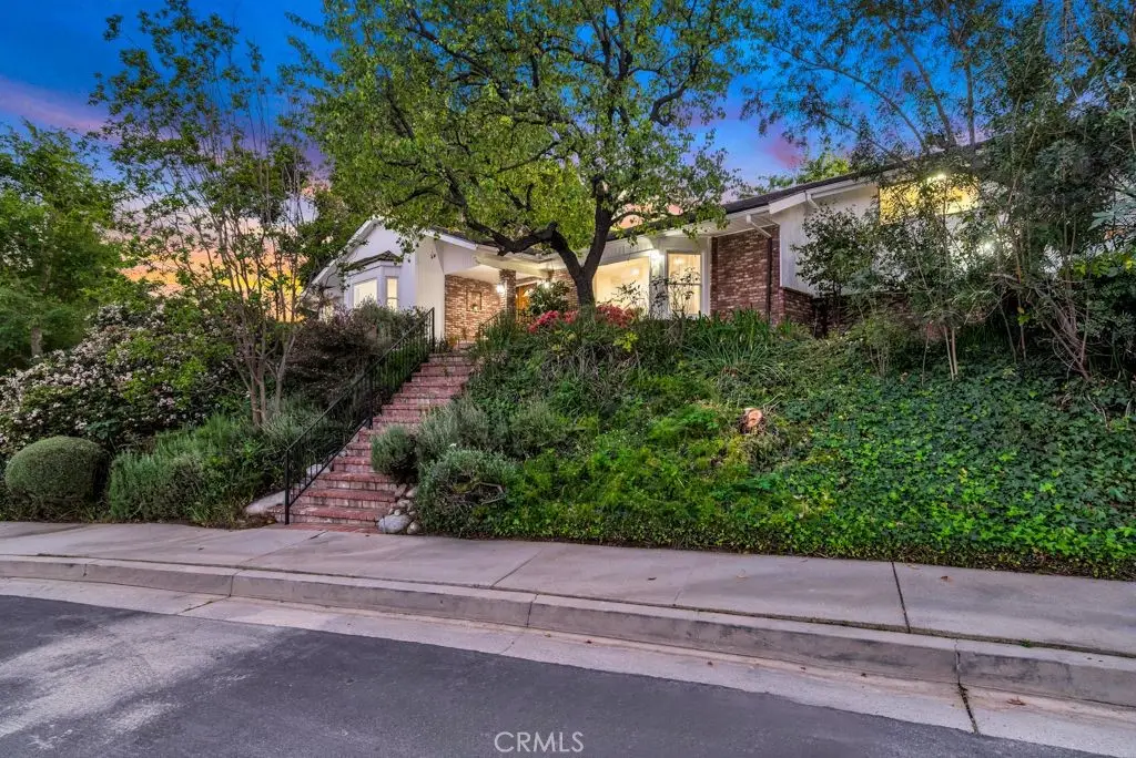 5025 Delita, Woodland Hills, CA 91364 - #1