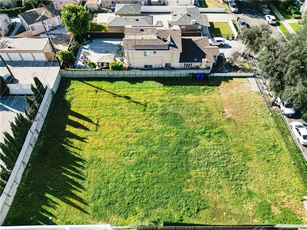 5926 Lemp Avenue, North Hollywood, CA 91601