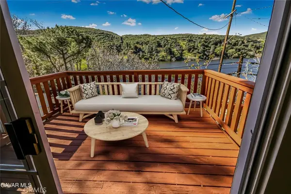 17743 Elizabeth Lake, Lake Hughes, CA 93532