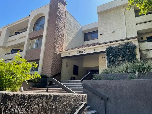 21650 Burbank Blvd. #206, Woodland Hills, CA 91367