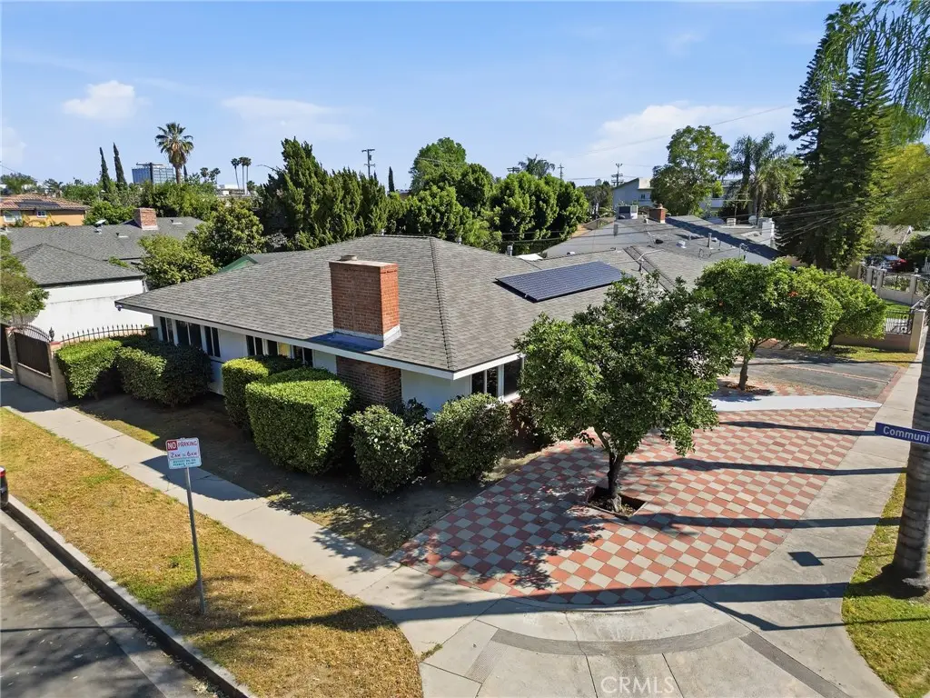 8344 Saloma, Panorama City, CA 91402 - #1