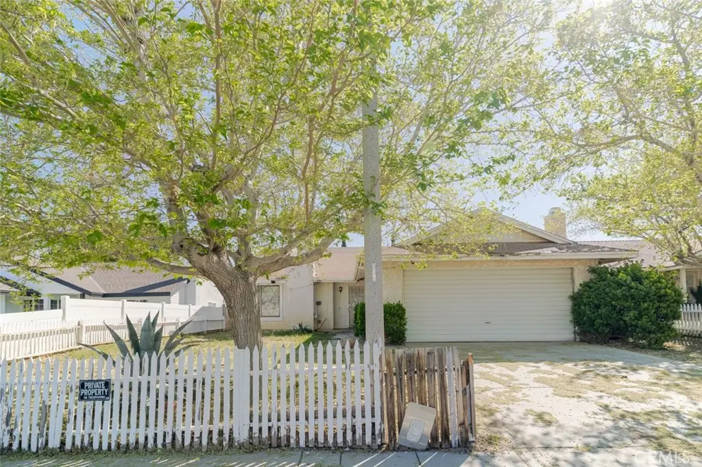 36620 Ramona Road, Palmdale, CA 93550 - #1