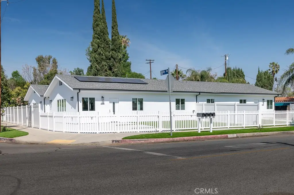 19453 Strathern Street, Reseda, CA 91335 - #1