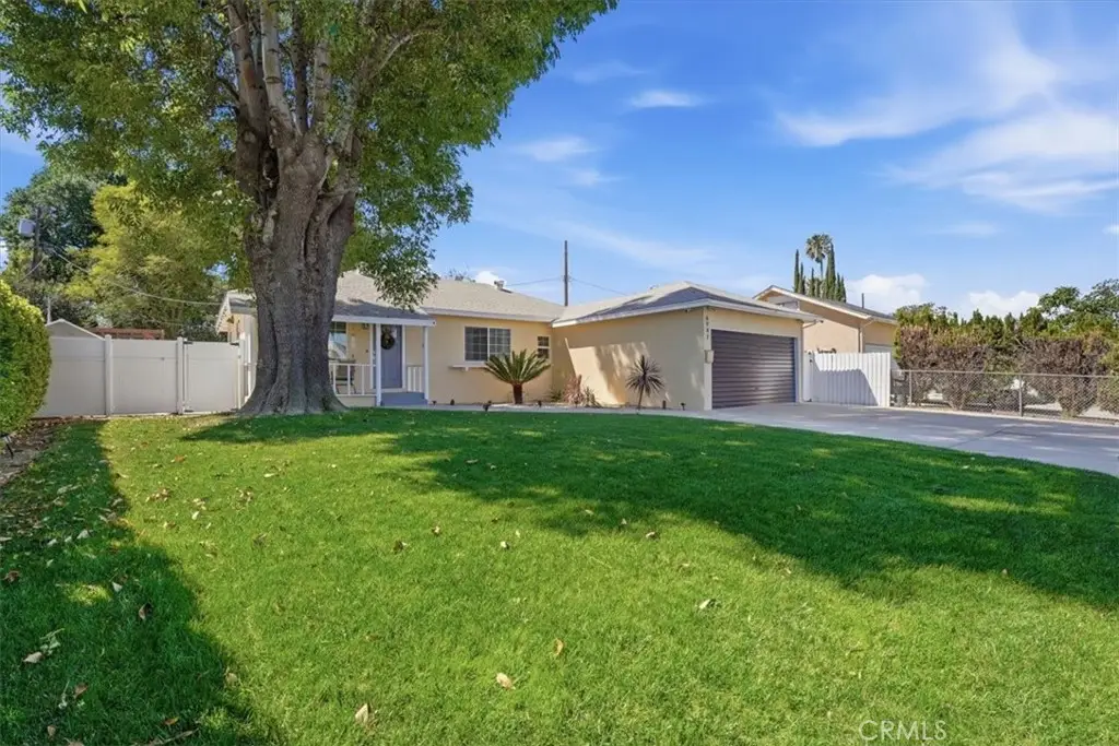 6947 Sunny Brae Avenue, Winnetka, CA 91306 - #1