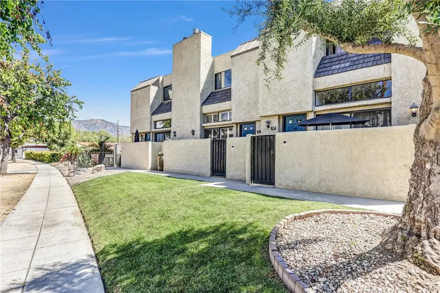 984 W Riverside Drive, Burbank, CA 91506 - #3