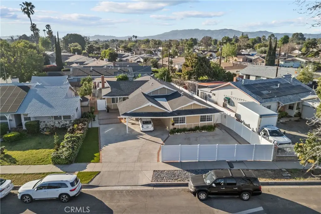 9559 Natick, North Hills, CA 91343 - #1