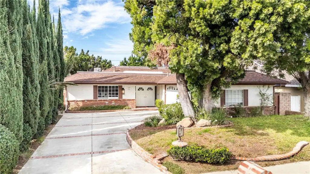 10037 Sunnybrae Avenue, Chatsworth, CA 91311 - #1