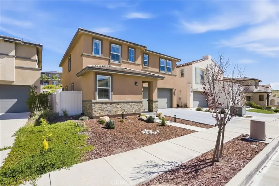 18153 Meridian, Saugus, CA 91350 - #3