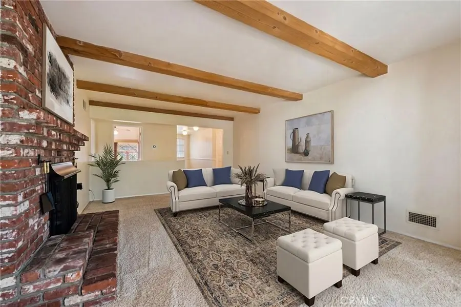 9827 Sylvia Avenue, Northridge, CA 91324 - #3