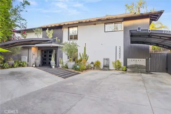 23202 Aetna Street, Woodland Hills, CA 91367