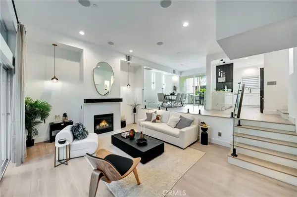 1020 Hilldale, West Hollywood, CA 90069