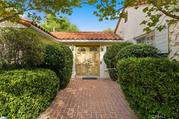 5220 Collier Place, Woodland Hills, CA 91364