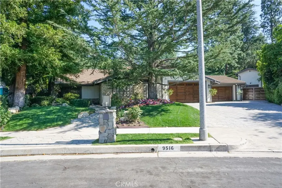 9516 Capistrano, Chatsworth, CA 91311 - #3