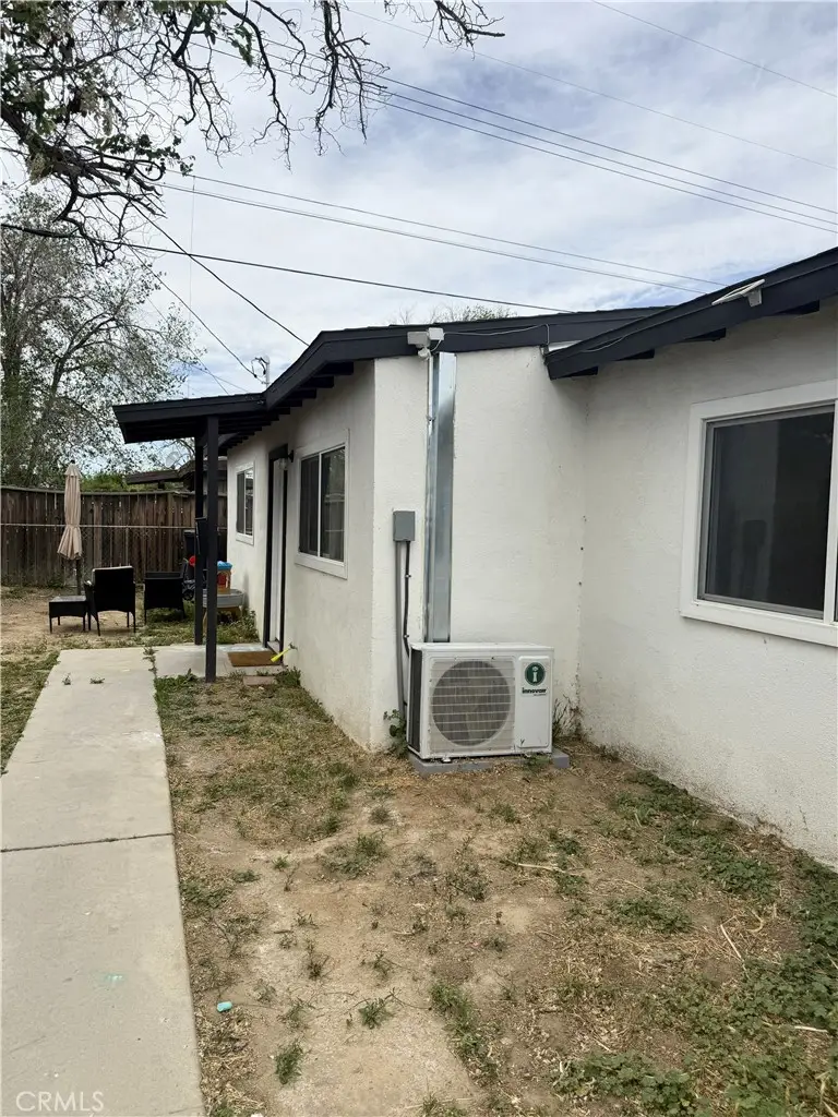 45445 Cedar Ave., Lancaster, CA 93534 - #3