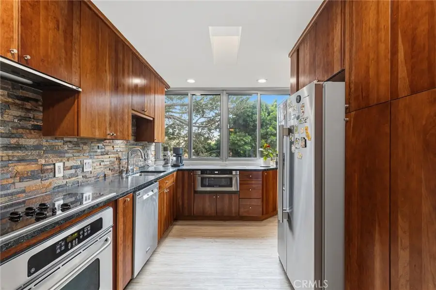 8701 Delgany Avenue #110, Playa Del Rey, CA 90293 - #3