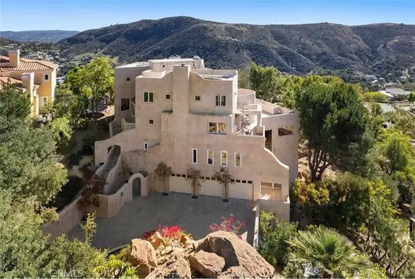 28 Ranchero, Bell Canyon, CA 91307