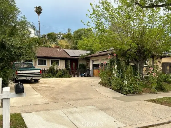 27135 Cabrera, Saugus, CA 91350