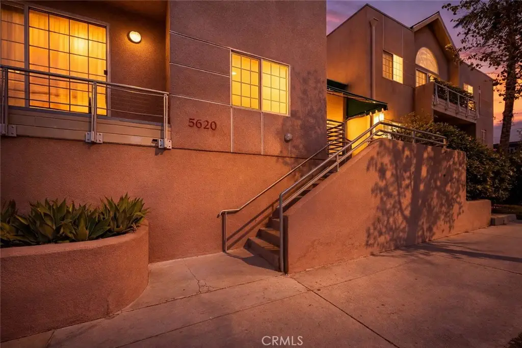 5620 Yolanda Avenue #111, Tarzana, CA 91356 - #1