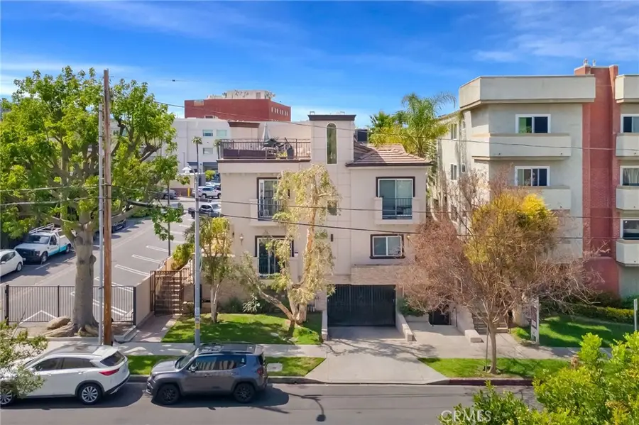 4325 Stern, Sherman Oaks, CA 91423 - #2